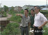 情系挂点村 扶贫办实事